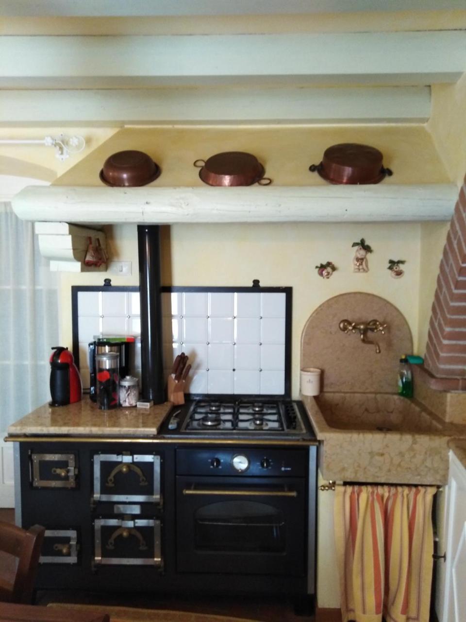 Apartmán Casa Del Capitello Caprino Veronese Exteriér fotografie