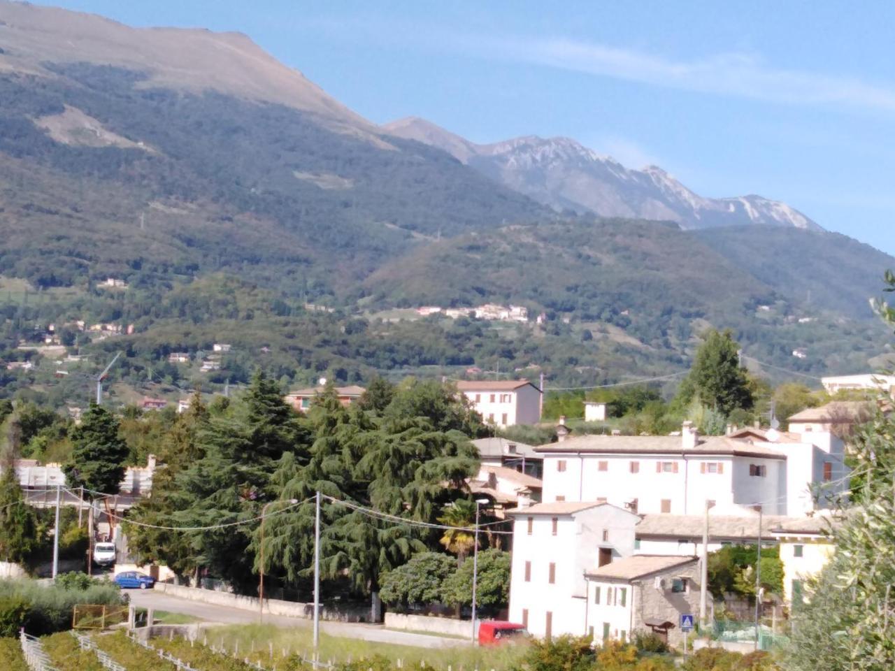 Apartmán Casa Del Capitello Caprino Veronese Exteriér fotografie