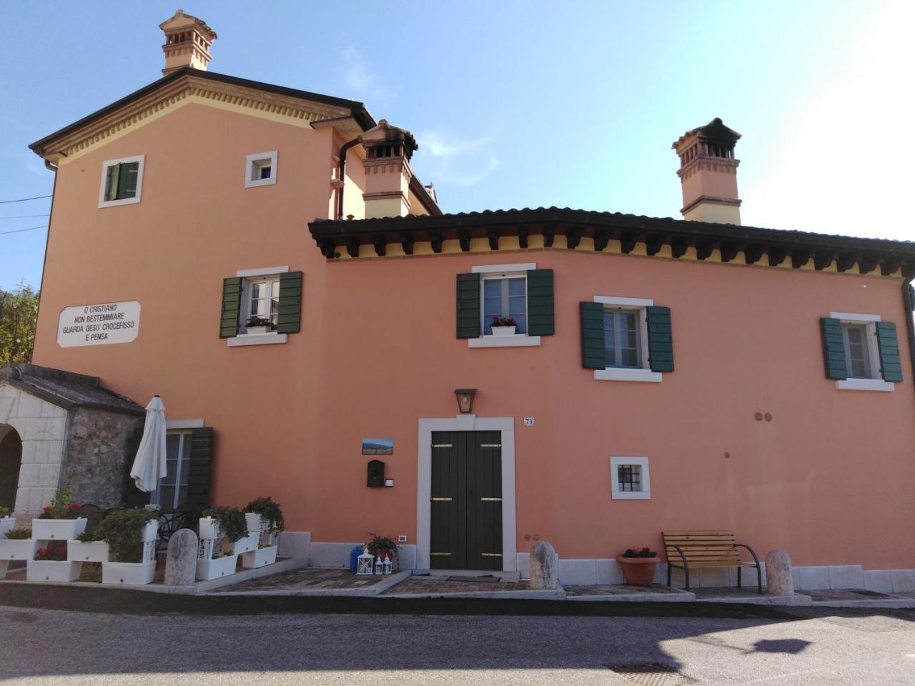 Apartmán Casa Del Capitello Caprino Veronese Exteriér fotografie